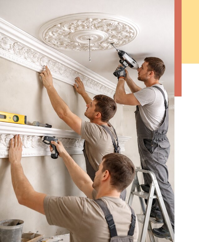 Монтаж лепнины на потолок в Балтийске от 3262 руб. быстро и недорого | ОТДЕЛОЧНИК-Блт